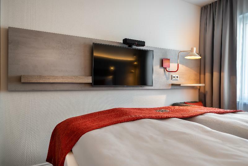- The Niu, Hide Friedrichshain By Ihg Hotel 3*